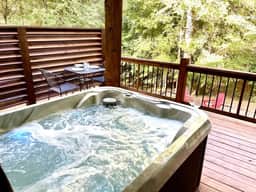 Aiukli Pine View Cabin · Couple's Getaway