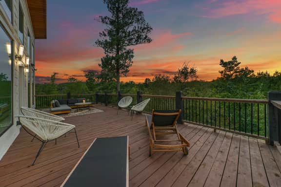 The Shire Broken Bow